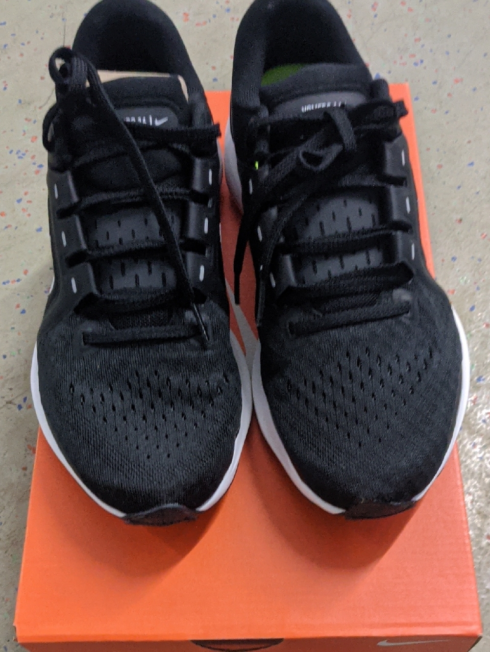 Nike Vomero 16 Women's Black and White Running Shoes
